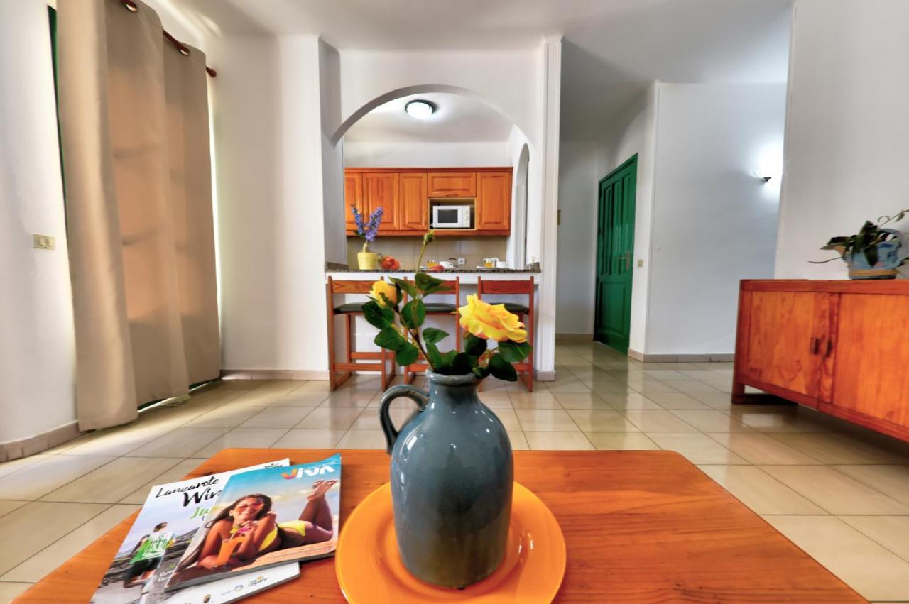 Apartamentos Luz Y Mar Puerto del Carmen  Bagian luar foto