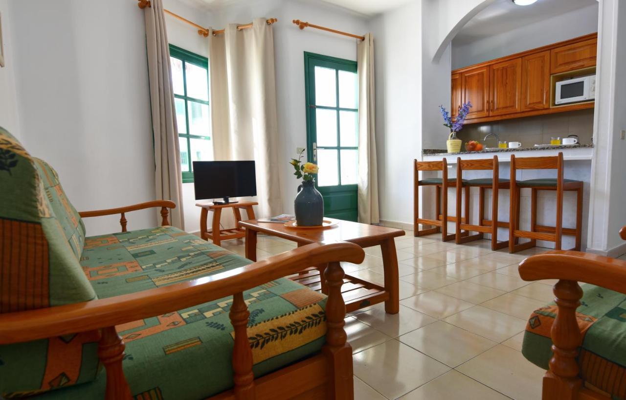 Apartamentos Luz Y Mar Puerto del Carmen  Bagian luar foto