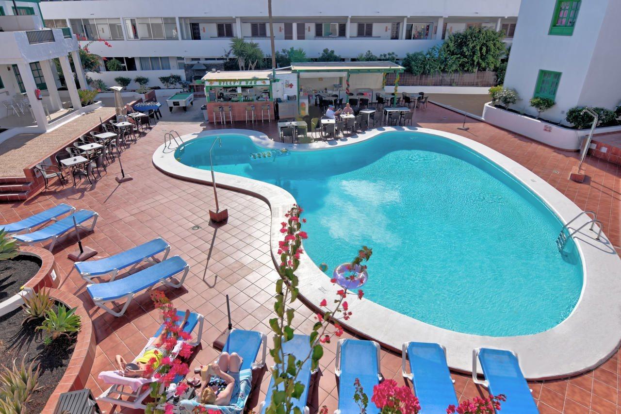 Apartamentos Luz Y Mar Puerto del Carmen  Bagian luar foto